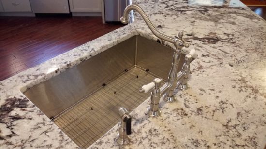 UNDERMOUNT SINGLE BOWL WITH GRID SINK OLDER YET MODERN FAUCET MT VERNON OHIO